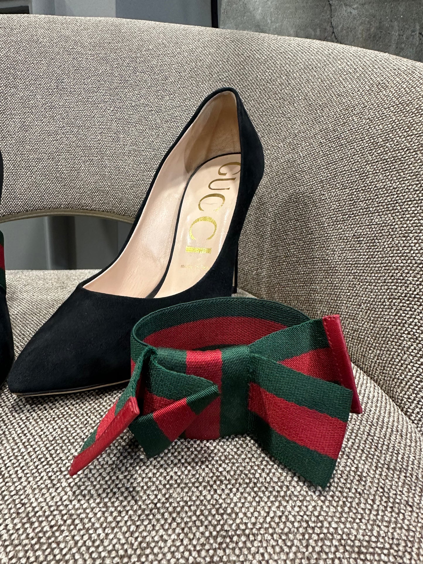 2016/2017 Gucci Black Suede Sylvie Removable Web Bow Pumps Size