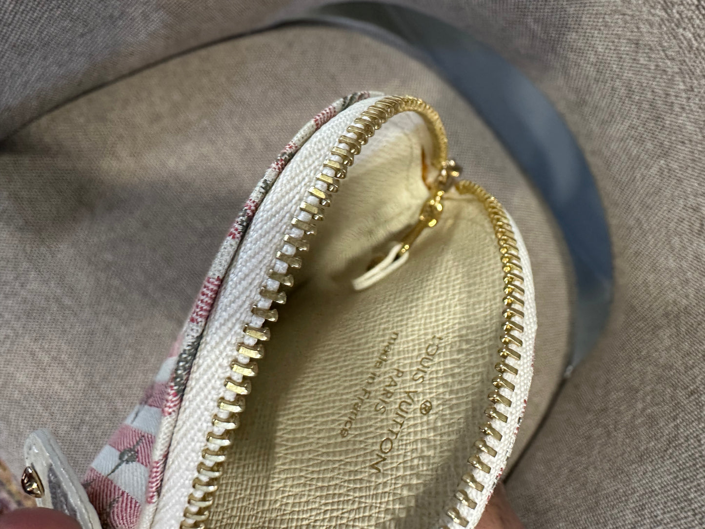 Vintage 2007 LV mini Lin Marina Coin Pouch