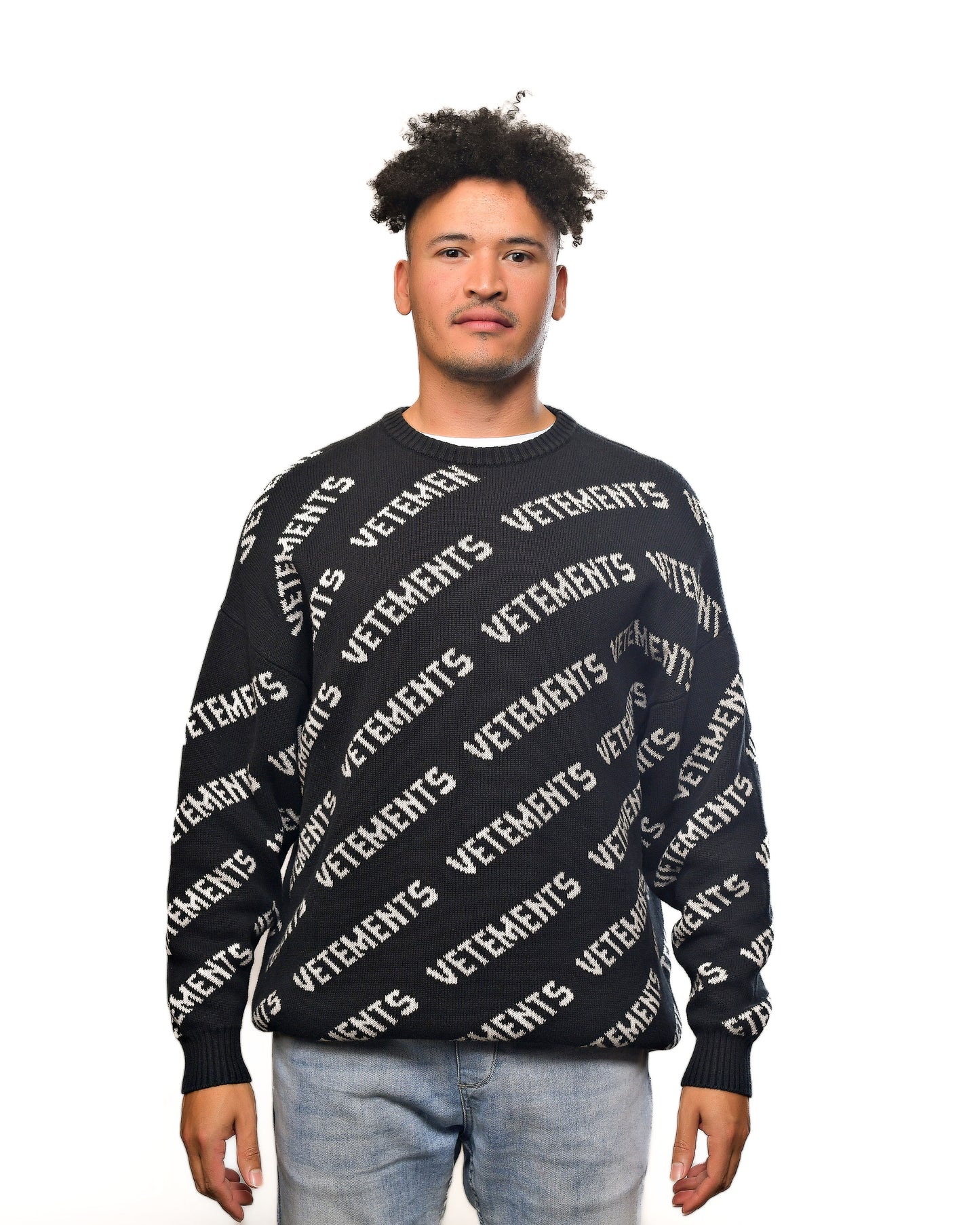 Vetements Monogram Logo Knitted Sweater