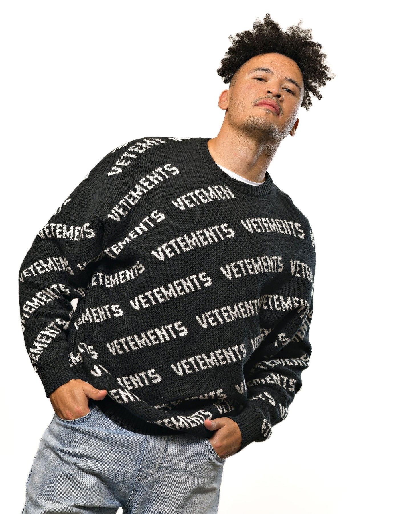 Vetements Monogram Logo Knitted Sweater
