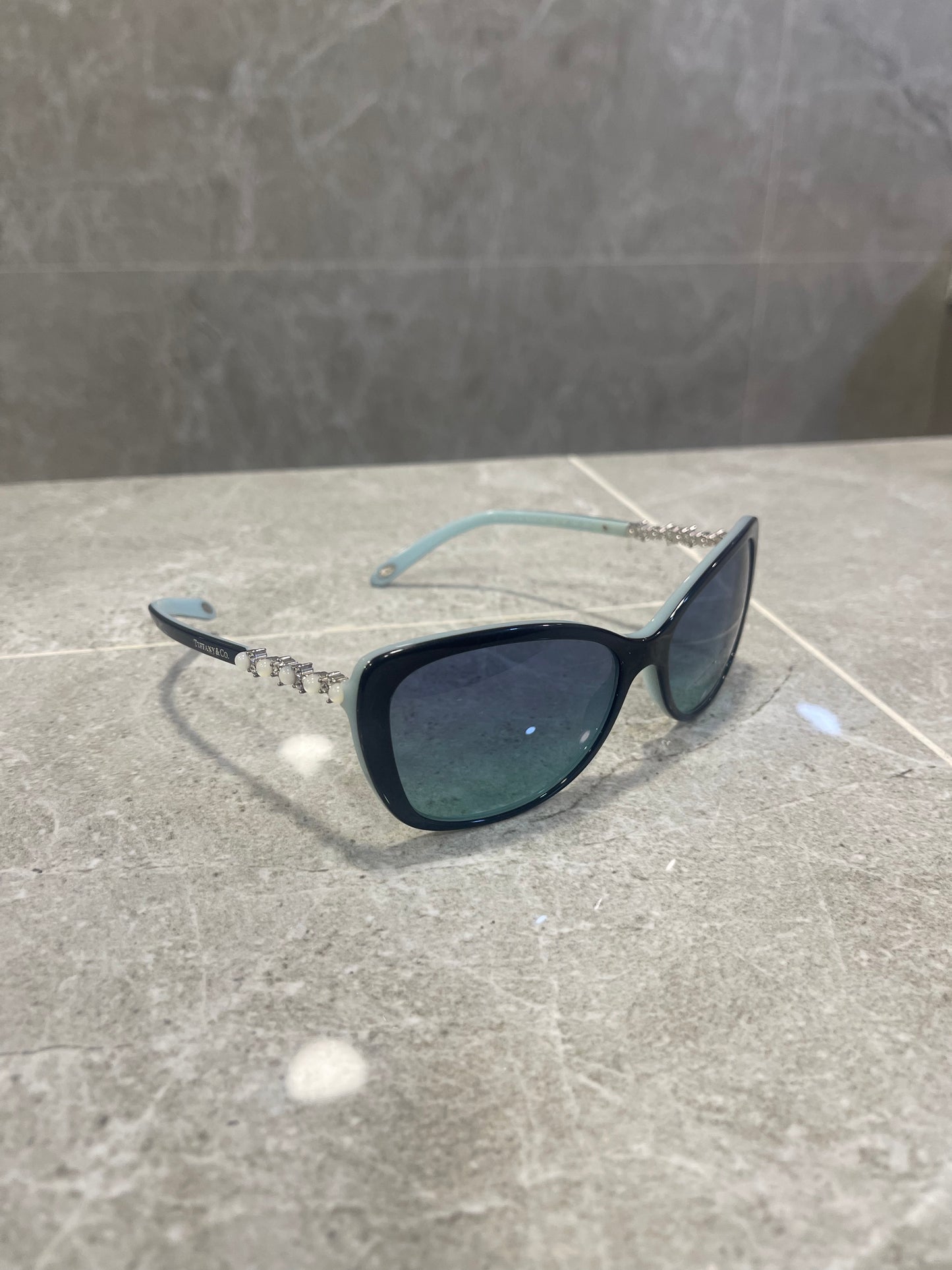 2020 Tiffany & Co. Blue tinted Glasses