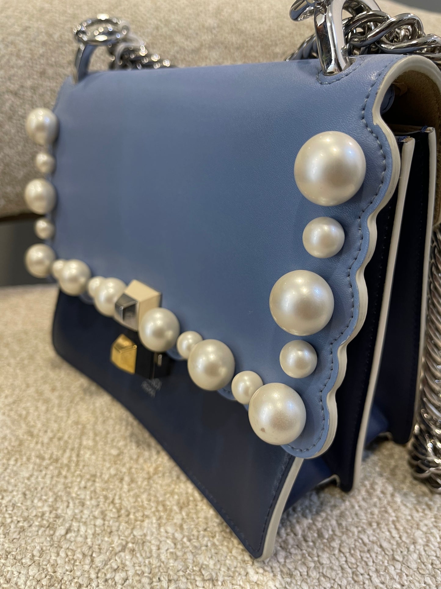 2017/2018 fendi blue small kan 1 shoulder bag faux pearl