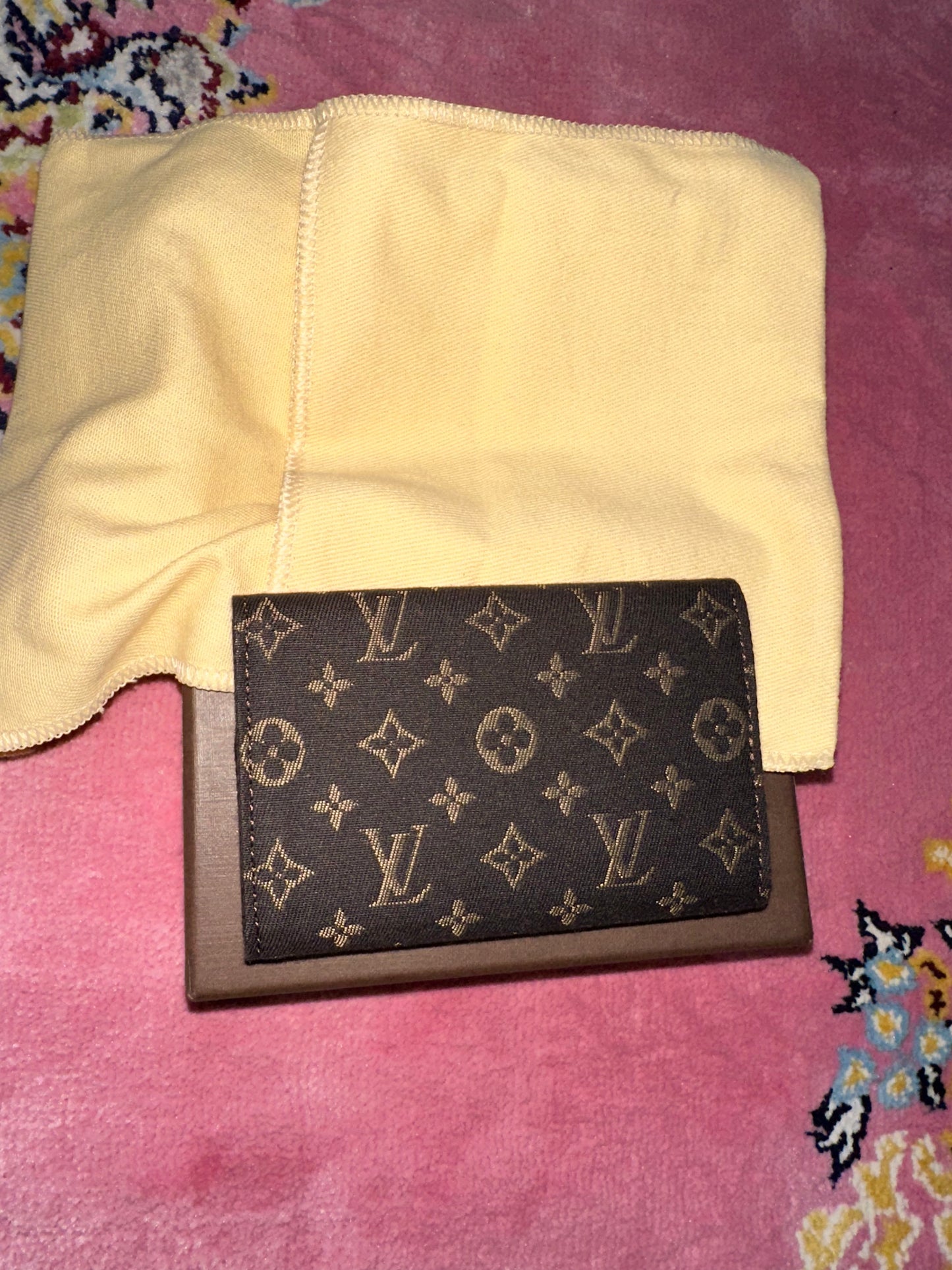 Vintage mid 2000's Mini Lin Monogram Keyholder