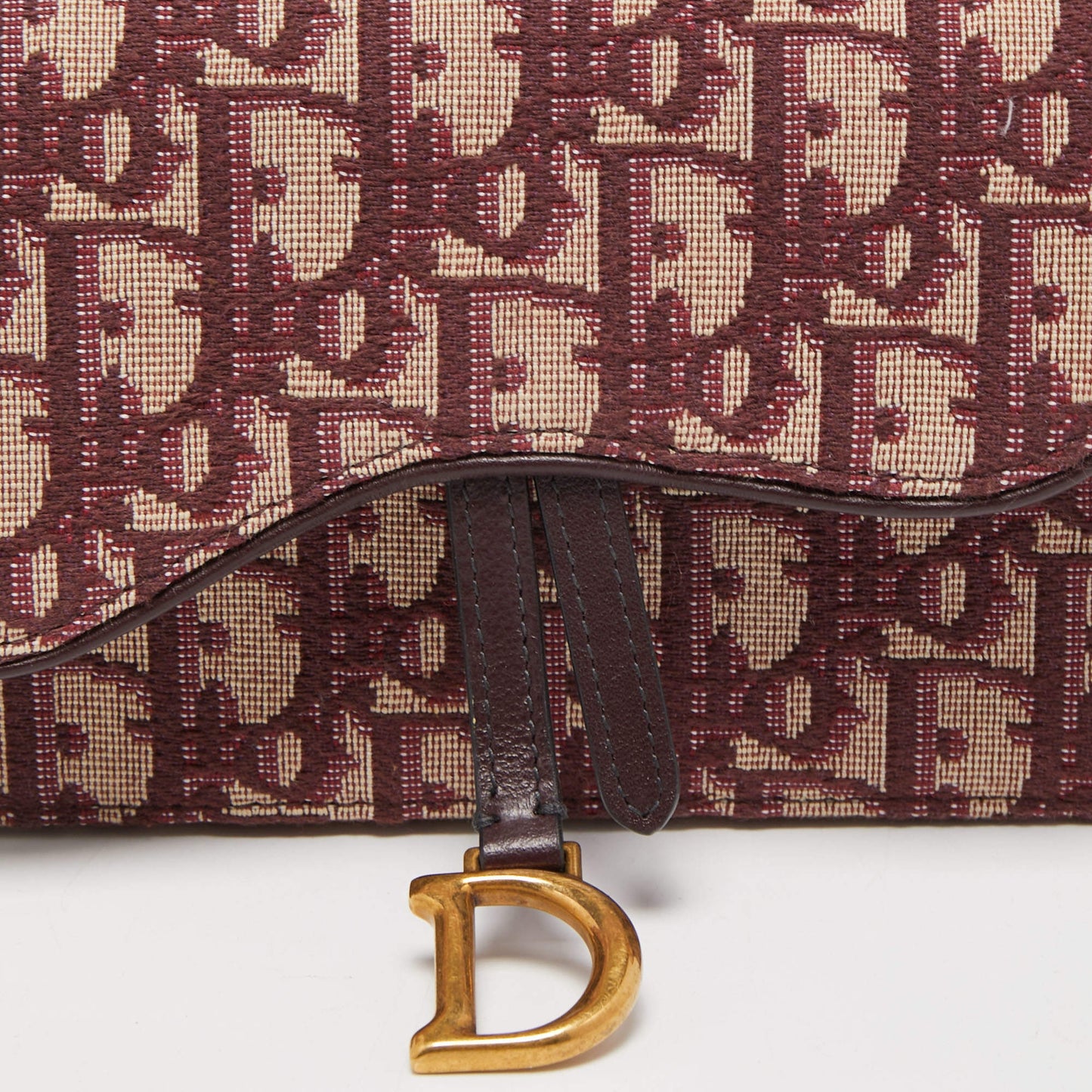 2019 Dior Saddle Wallet on Belt in maroon